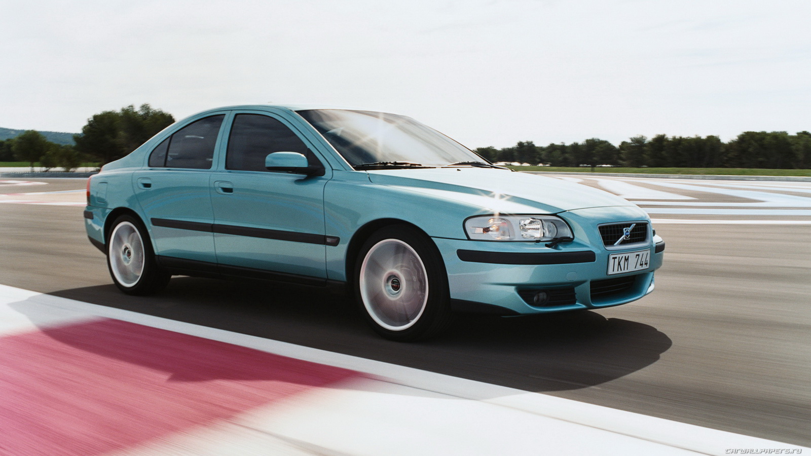 My perfect Volvo S60R. 3DTuning - probably the best car configurator!
